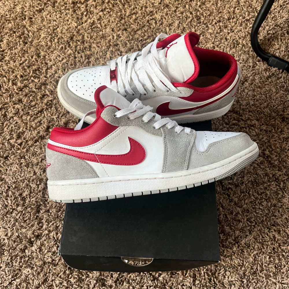 Nike Jordan 1  Low smoke grey gym red